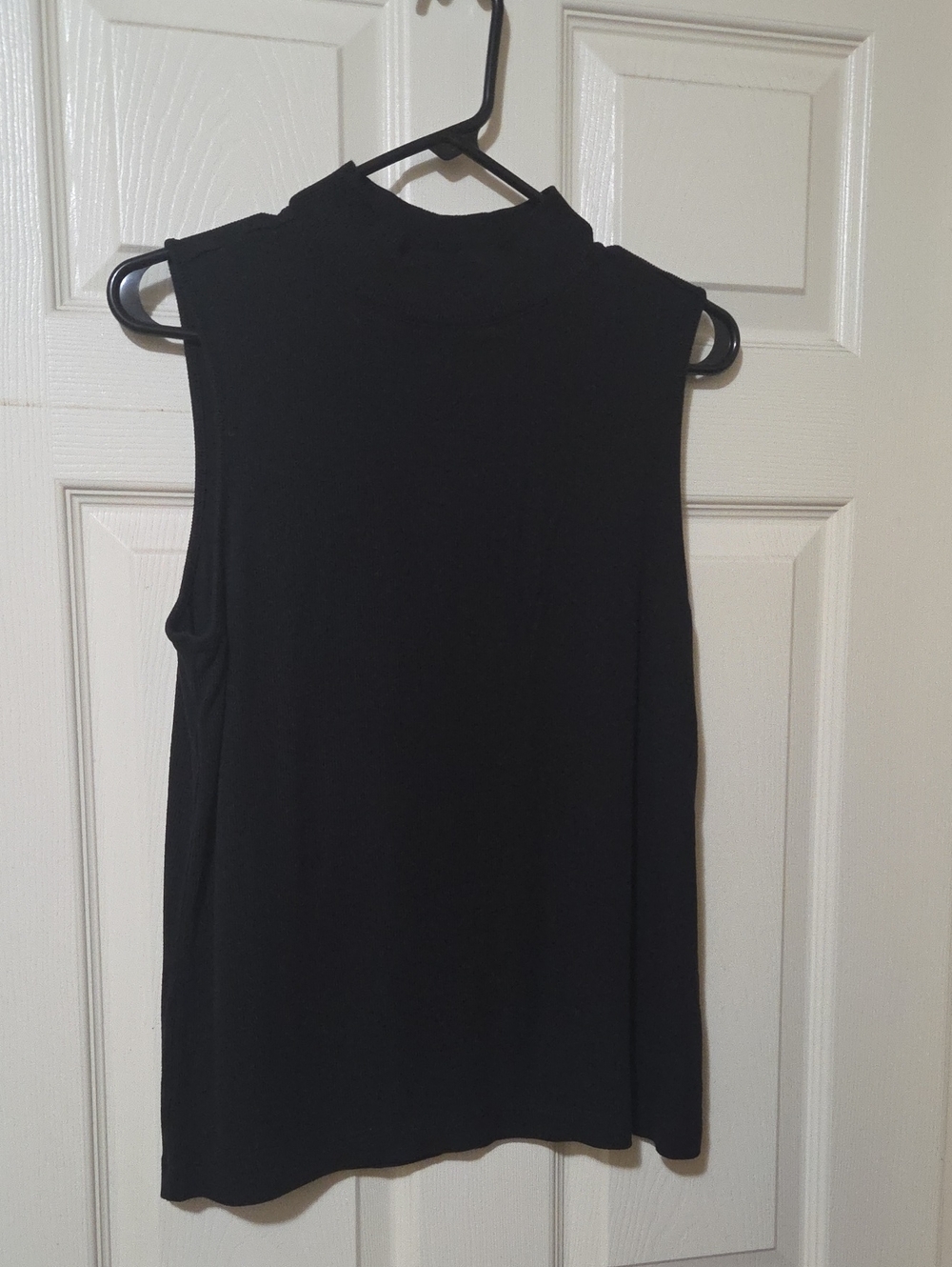 Time and Tru Women's Sleeveless Mock Neck Tank Top - Black